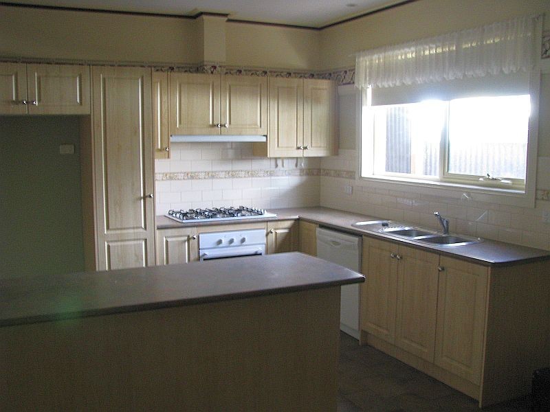 4/2-6 Melbourne Road, Gisborne VIC 3437