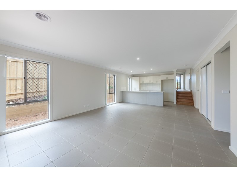 12 Trainor Street, Doreen VIC 3754