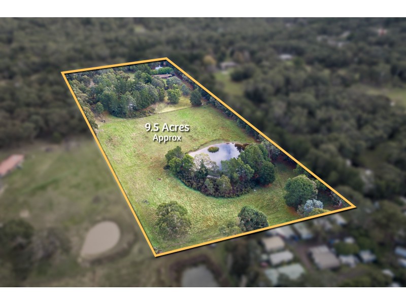 392 Black Forest Drive, Macedon VIC 3440