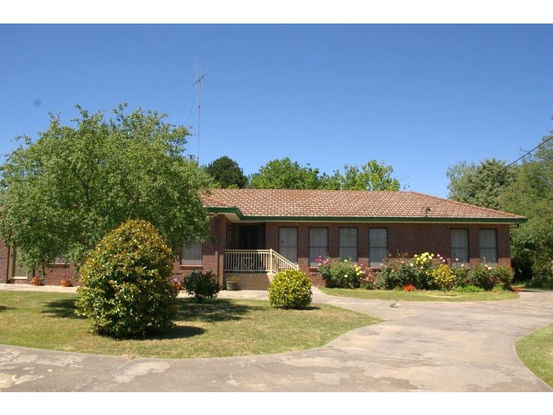 1921  Mt. Macedon Road, Woodend VIC 3442