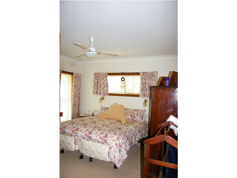 1921  Mt. Macedon Road, Woodend VIC 3442