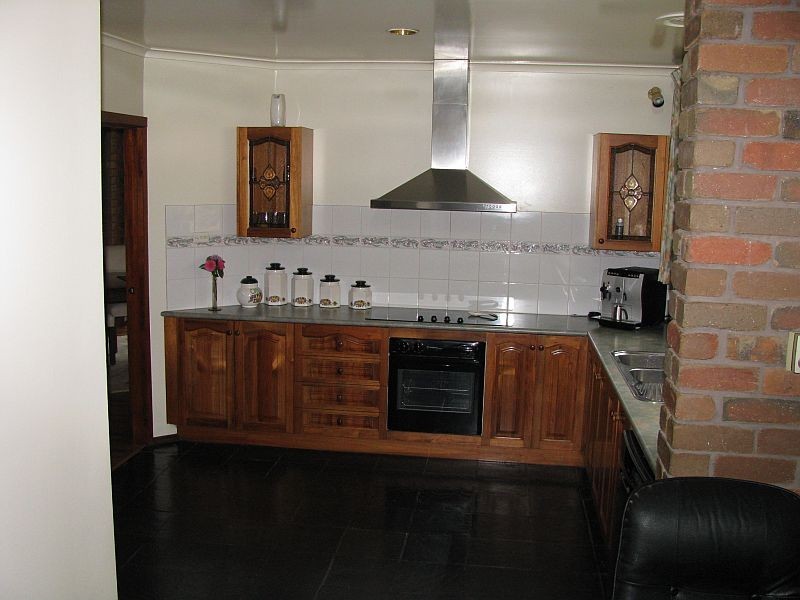 35 High Street, Woodend VIC 3442