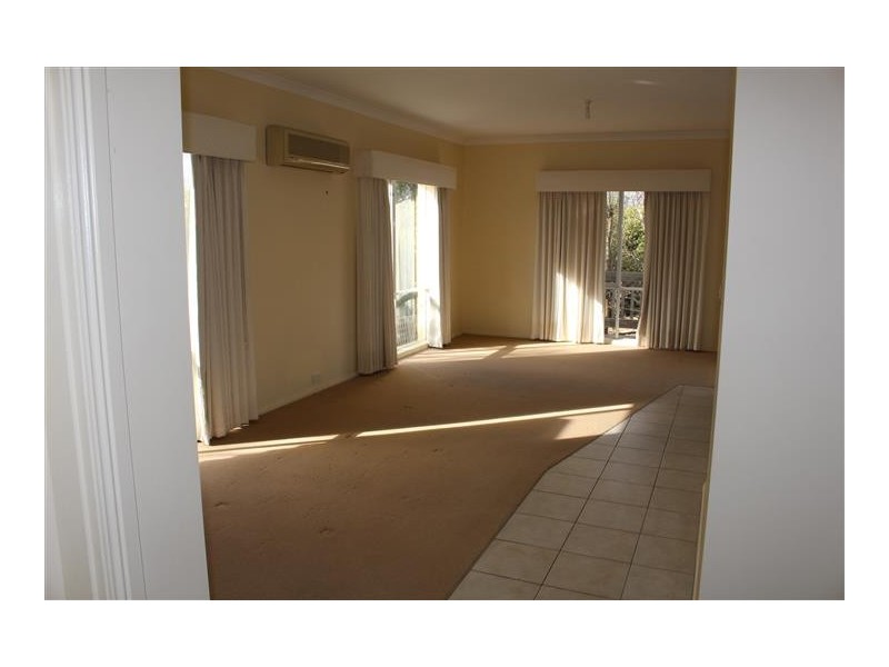 23 Stephen Street, Gisborne VIC 3437