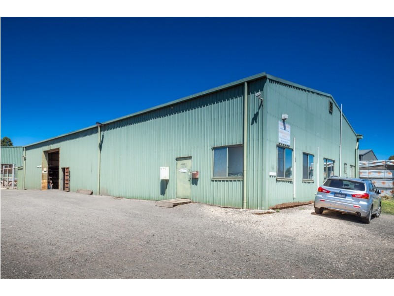 Factory 1and2, 14 Parkers Road, New Gisborne VIC 3438