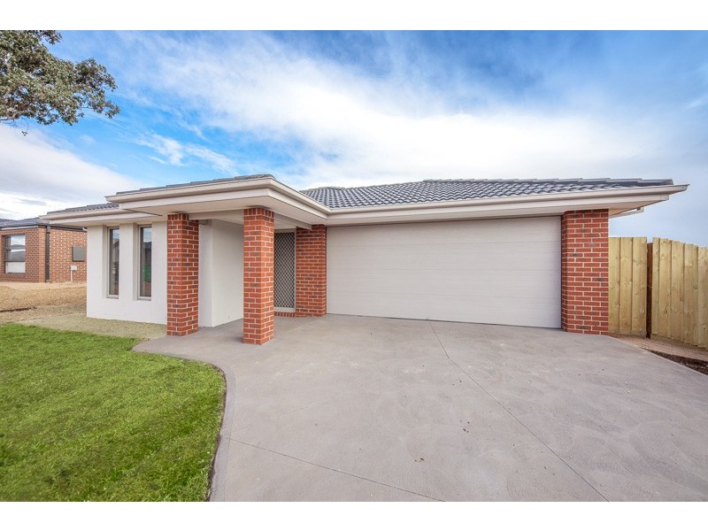 17 Gosse Cres, Brookfield VIC 3338