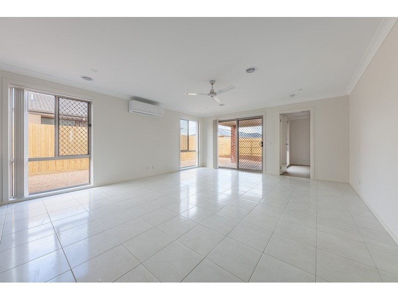 20 Clarice Crescent, Brookfield VIC 3338