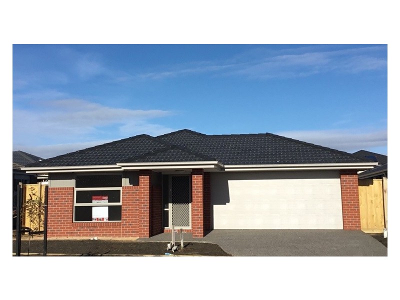 40 Smile Cres, Wyndham Vale VIC 3024