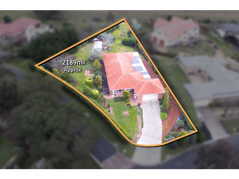 15 Morilla Court, Gisborne VIC 3437