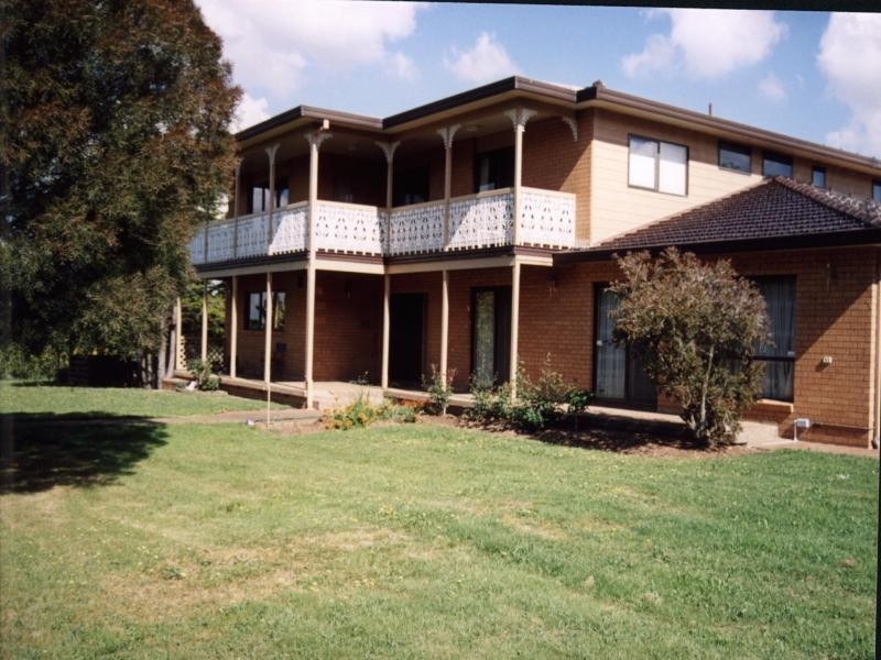 134 Panorama Dr, Gisborne VIC 3437