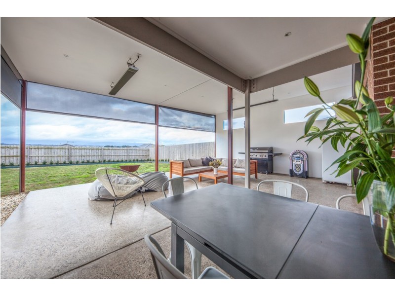 6 Morand Street, Gisborne VIC 3437