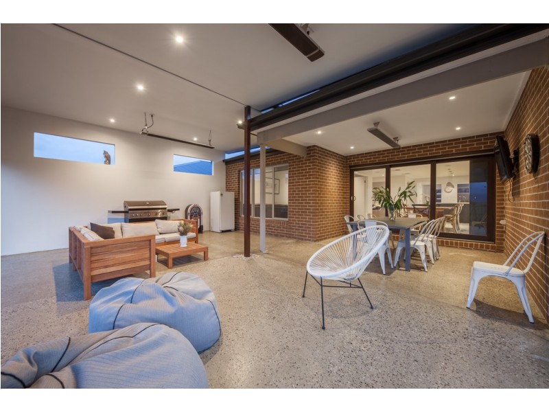 6 Morand Street, Gisborne VIC 3437