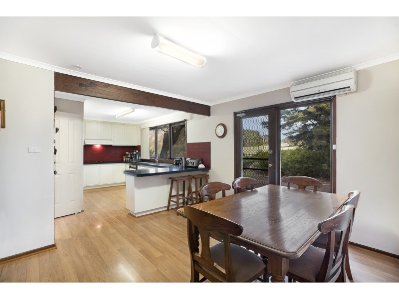 204 Panorama Drive, Gisborne VIC 3437