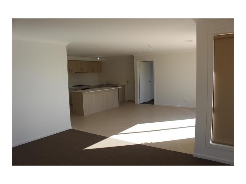 72 Rosenthal Boulevard, Sunbury VIC 3429