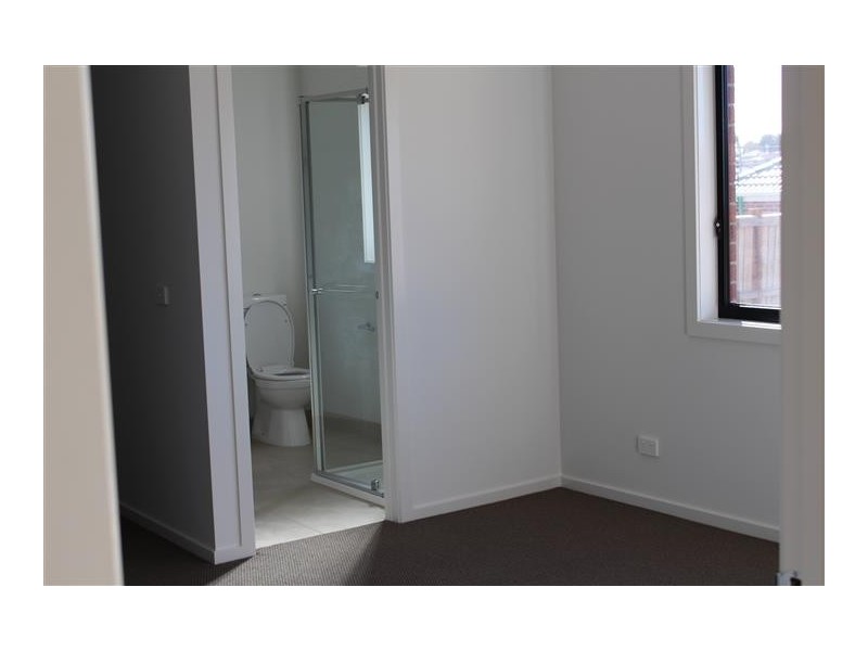 72 Rosenthal Boulevard, Sunbury VIC 3429