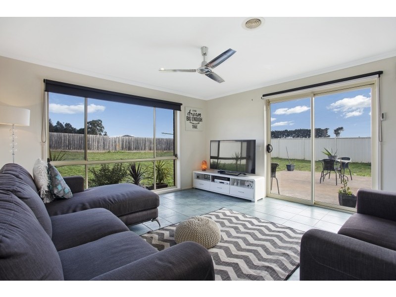 5 James Patrick Way, Lancefield VIC 3435