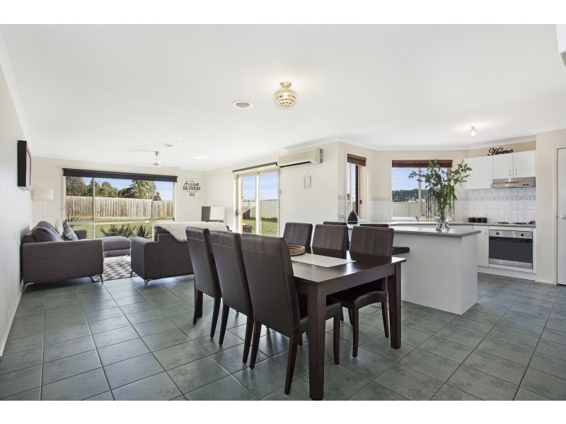 5 James Patrick Way, Lancefield VIC 3435