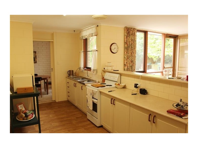 60 Fersfield Road, Gisborne VIC 3437