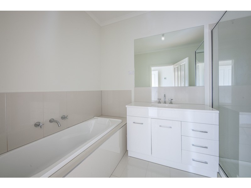 Unit 13, 109 Aitken Street, Gisborne VIC 3437