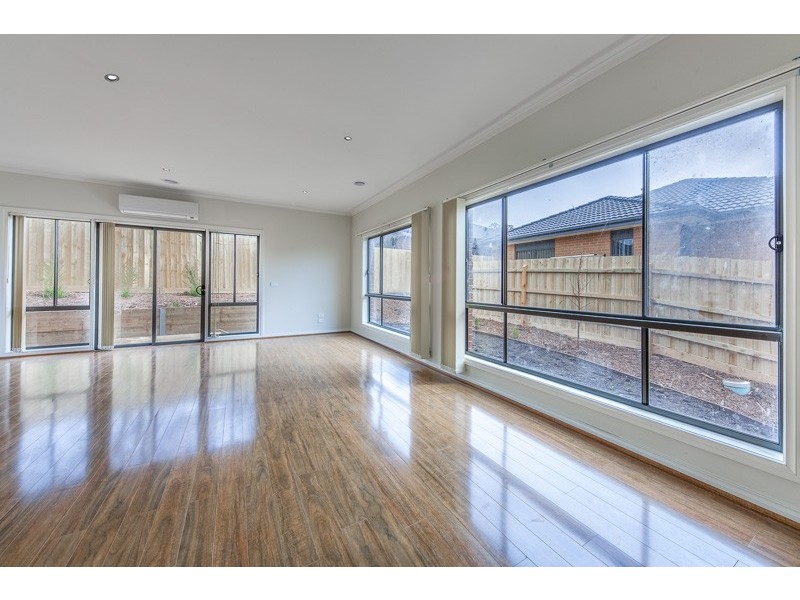 Unit 1, 109 Aitken Street, Gisborne VIC 3437