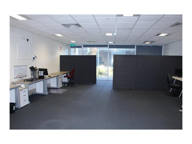 8/33-35 Macedon Street, Sunbury VIC 3429