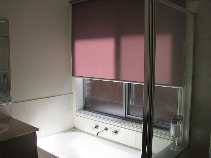 1/10  Howey Street, Gisborne VIC 3437