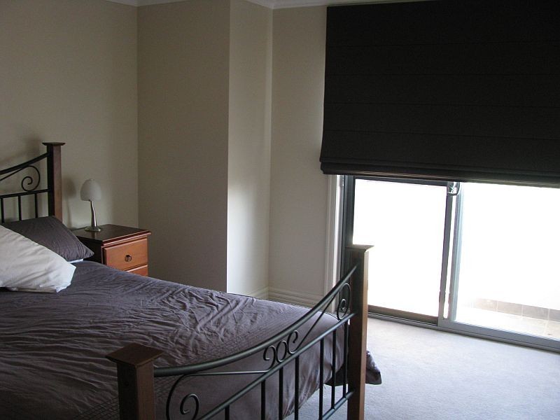 1/10  Howey Street, Gisborne VIC 3437