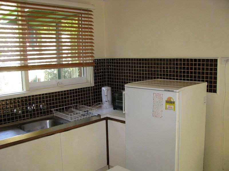 17 Grant Ave, Gisborne VIC 3437