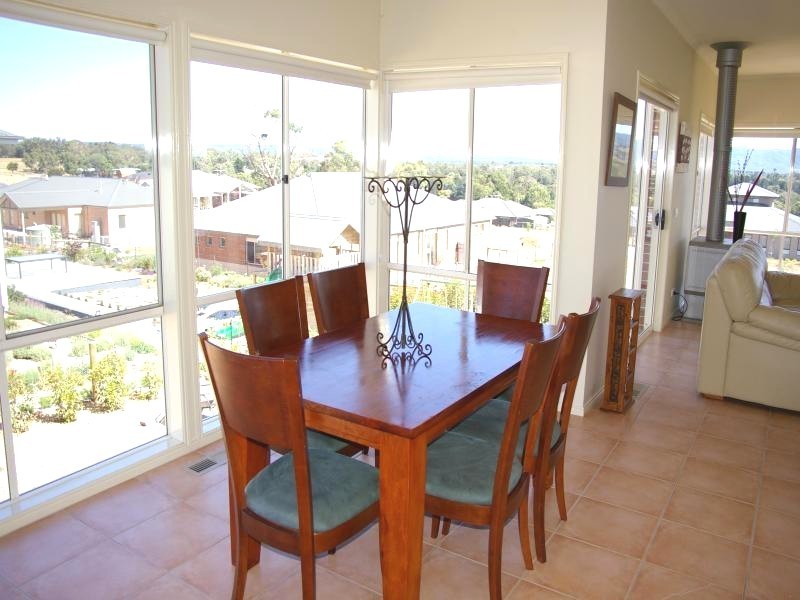 17 Kurung Crt West, Gisborne VIC 3437