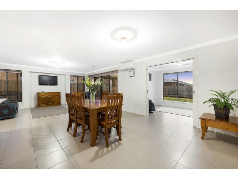 20 Coop Drive, Gisborne VIC 3437