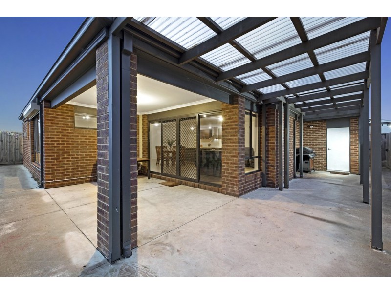 20 Coop Drive, Gisborne VIC 3437