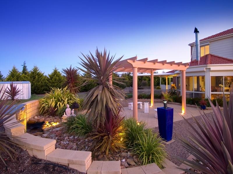 225 Kilmore Rd, Gisborne VIC 3437