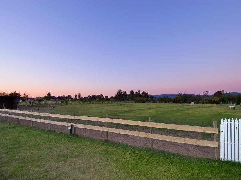 225 Kilmore Rd, Gisborne VIC 3437