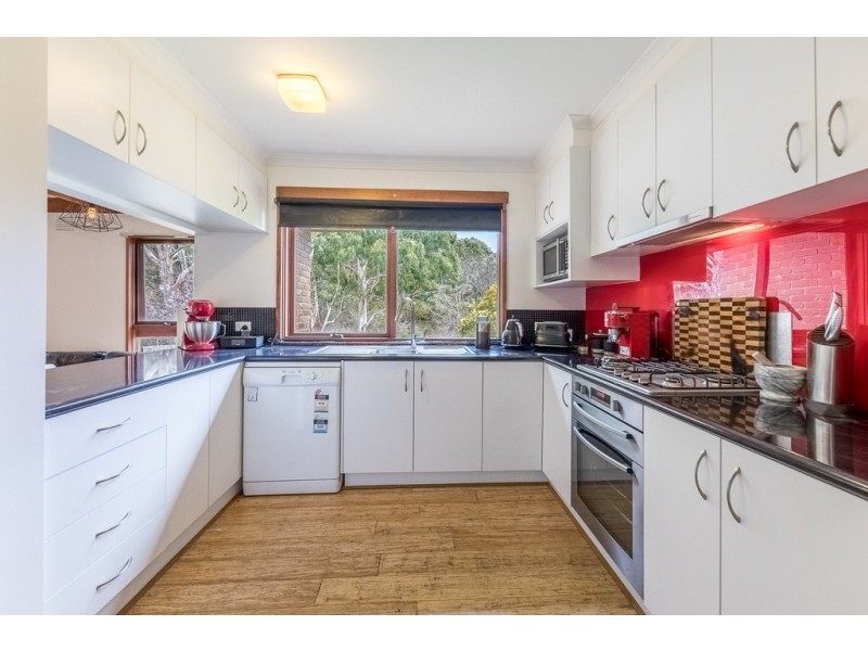 12 Oakley Court, Gisborne VIC 3437