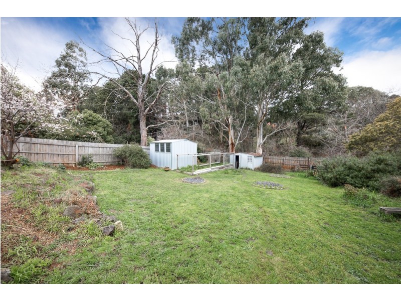 12 Oakley Court, Gisborne VIC 3437