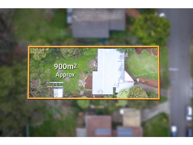 12 Oakley Court, Gisborne VIC 3437