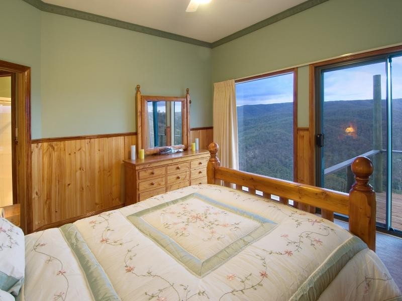 1644 Bacchus Marsh Rd, Bullengarook VIC 3437