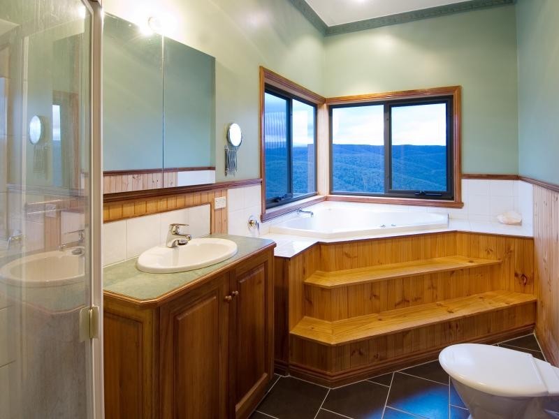 1644 Bacchus Marsh Rd, Bullengarook VIC 3437