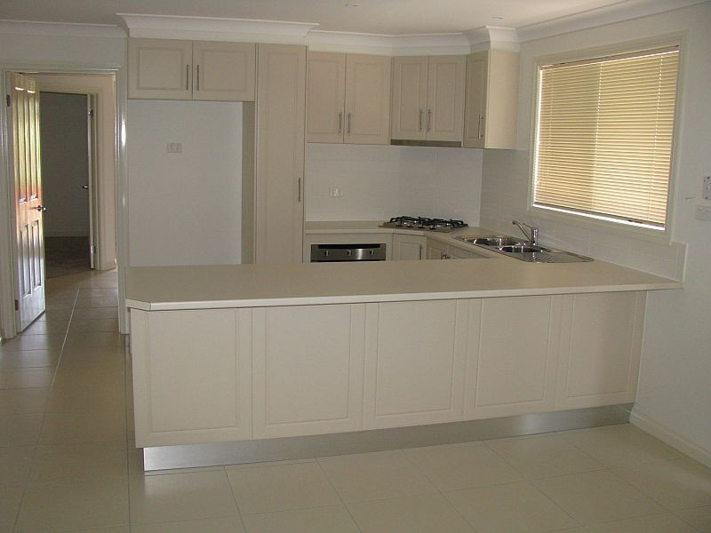 6 Black Ave, Gisborne VIC 3437