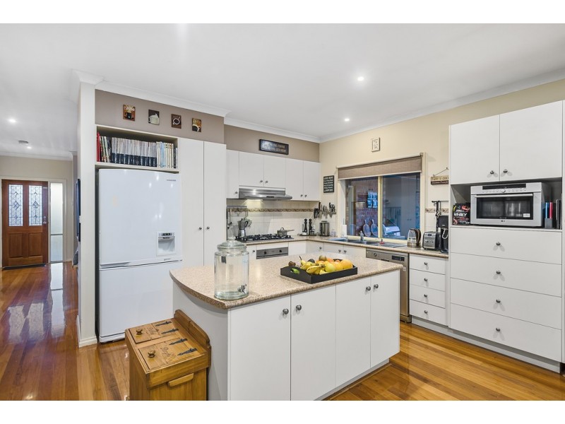 14 Filmer PLace, Riddells Creek VIC 3431