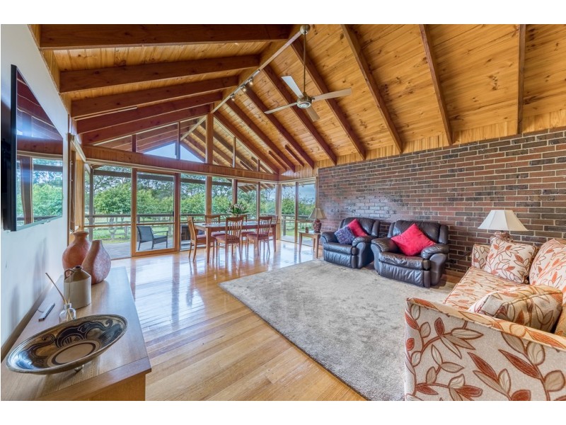 65 Webb Road, Bullengarook VIC 3437