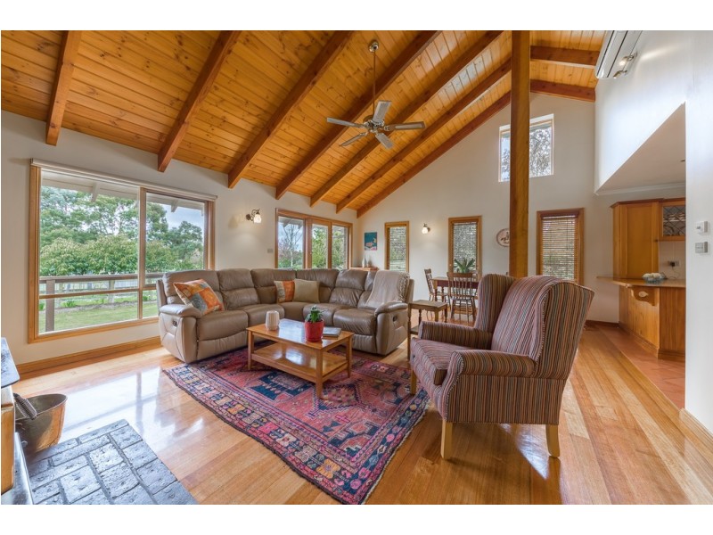 65 Webb Road, Bullengarook VIC 3437