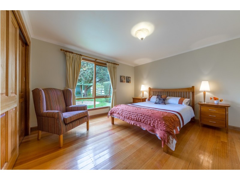 65 Webb Road, Bullengarook VIC 3437