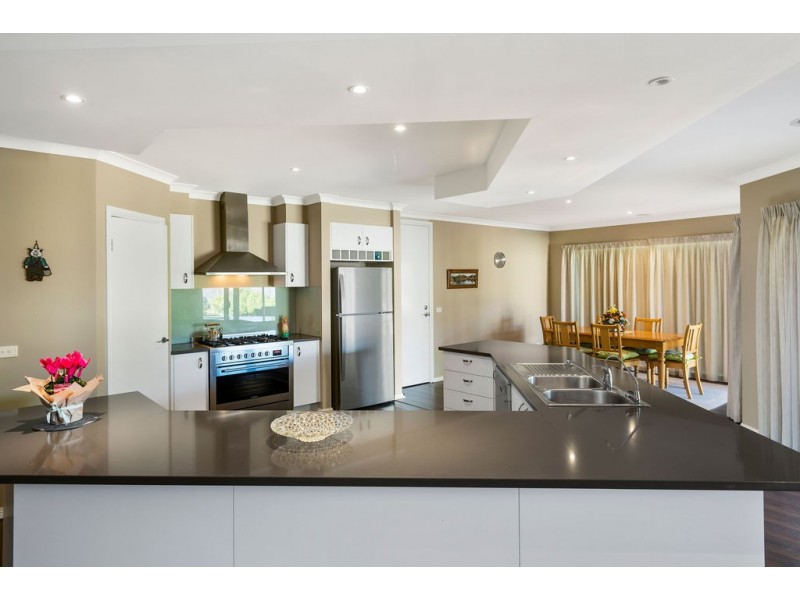 181 Station Road, New Gisborne VIC 3438