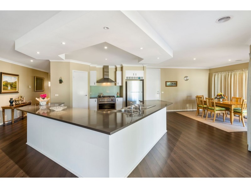 181 Station Road, New Gisborne VIC 3438