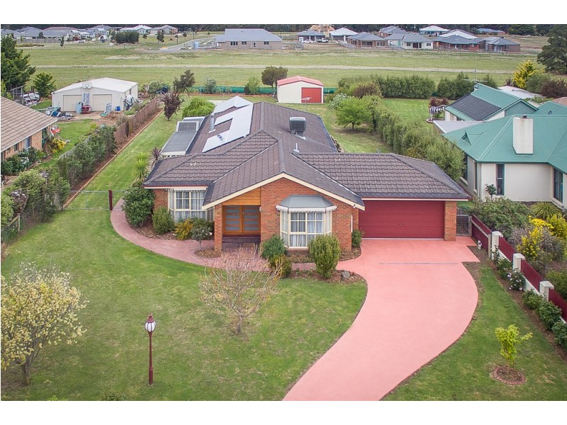 9 Cheriton Drive, Riddells Creek VIC 3431