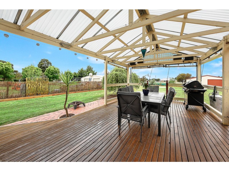9 Cheriton Drive, Riddells Creek VIC 3431