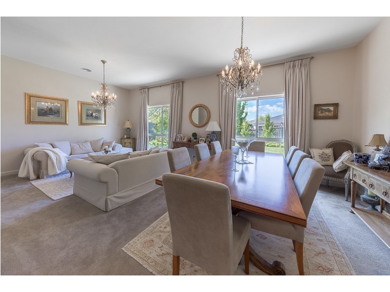 11-13 Dumbarton Way, Gisborne VIC 3437