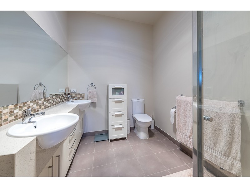 11-13 Dumbarton Way, Gisborne VIC 3437