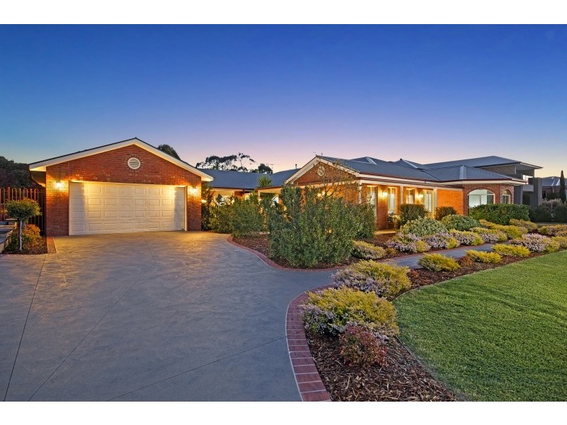 5-6 Freeman Court, Gisborne VIC 3437