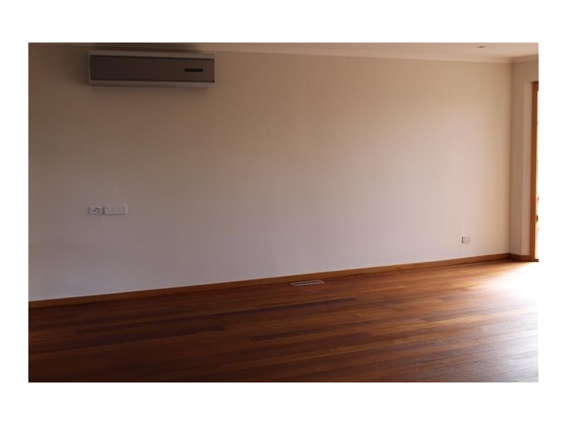 6 Baradine Court, Sunbury VIC 3429